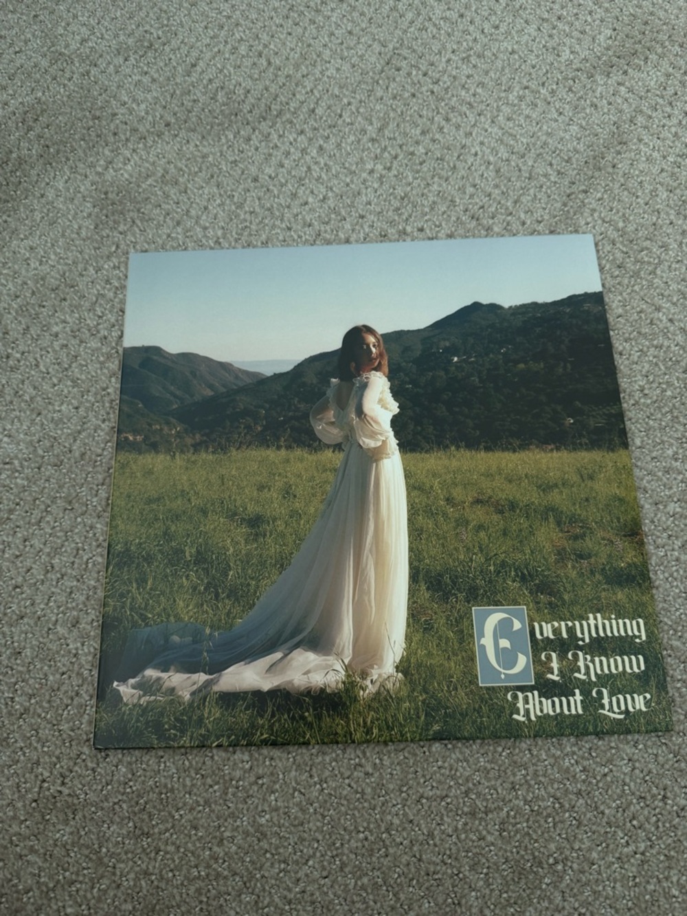 Laufey Vinyl "Everything I Know About Love"